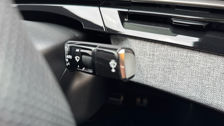 Peugeot 3008 1.2 Hybrid 136 GT 5dr e-DSC6 Petrol Estate